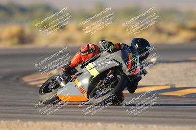 media/Nov-19-2023-CVMA (Sun) [[1f3d1b7ccb]]/Race 17 Amateur Supersport Middleweight/